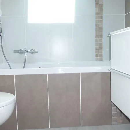 Monte-pente Apartment *