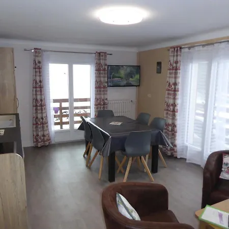 Monte-pente Apartment *